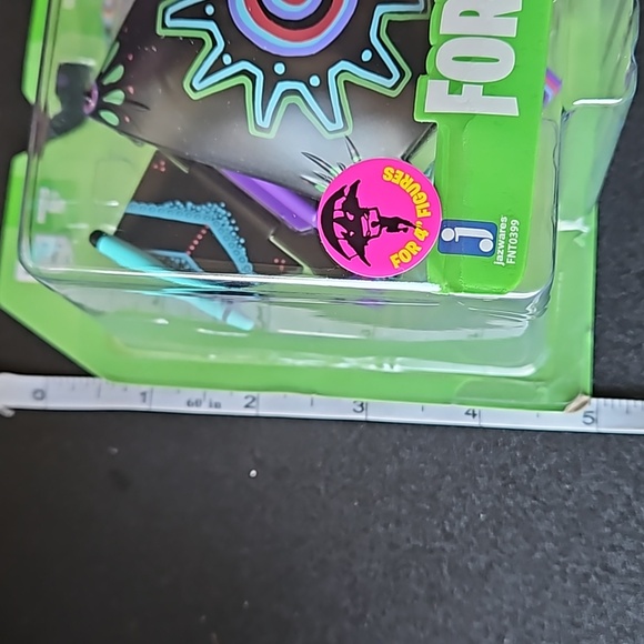 Jazwares Fortnite Glow Rider Glider Accessory for 4in Action Figures - Picture 4 of 5